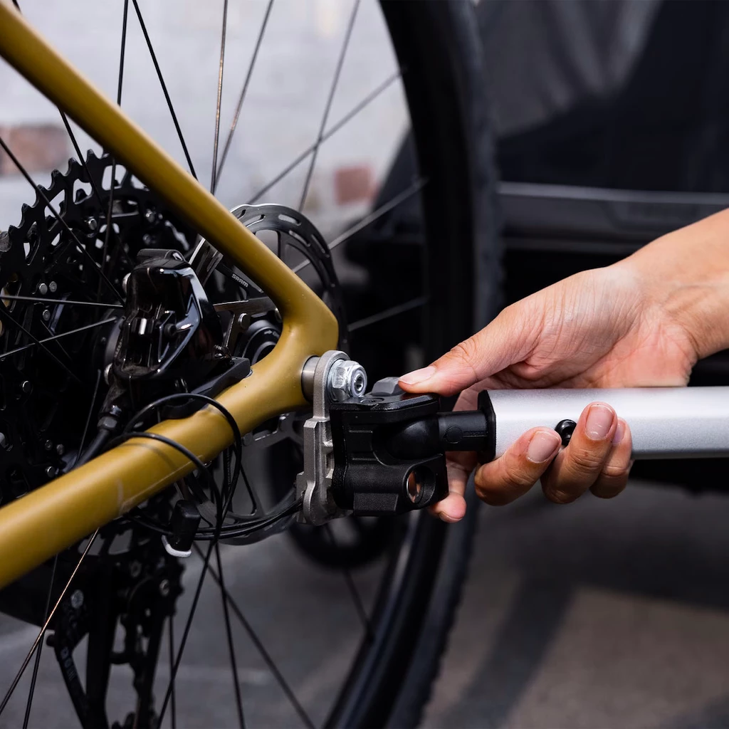 Afdekplaat scharnier Thule  Axle Mount ezHitch Plate