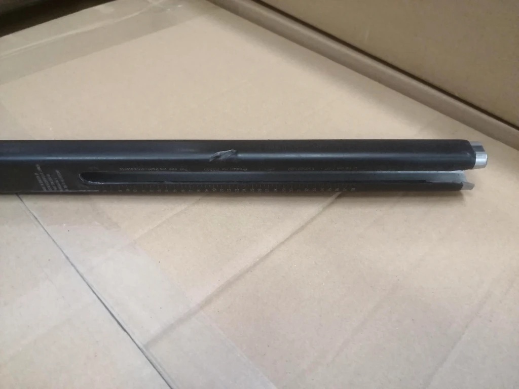 Beschadigd tijdens vervoer -  Draagstangen Thule  118 cm