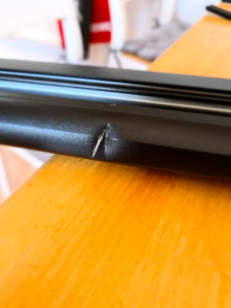 Beschadigd tijdens vervoer -  Draagstangen Thule WingBar Evo black  127 cm