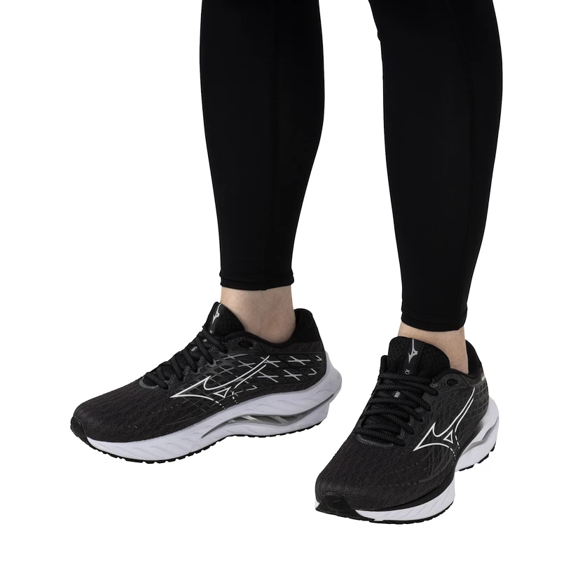 Dames hardloopschoenen Mizuno  Wave Inspire 20 Ebony/White/Black  UK 4