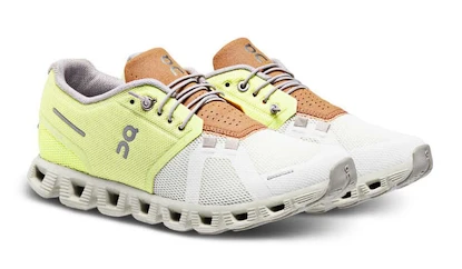 Dames hardloopschoenen On  Cloud Hay/Ice