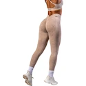 Dames legging Nebbia TOTALLY SEAMLESS High-Waist Leggings MAXIMUM PUSH-UP 302 cream