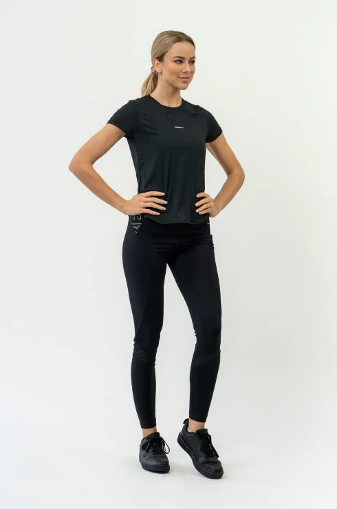 Dames T-shirt Nebbia  FIT Activewear T-Shirt “Airy” with Reflective Logo black