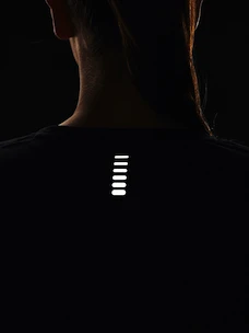 Dames T-shirt Under Armour  Streaker Longsleeve-BLK XS