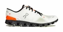 Heren hardloopschoenen On  Cloud X Running Cloud X 3 Ivory/Flame