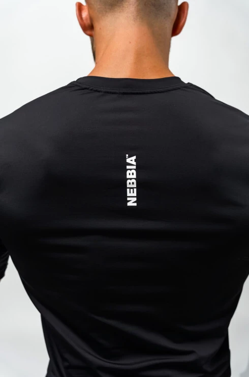 Heren T-shirt Nebbia Performance+ Short-Sleeve Sports T-shirt RESISTANCE 348 black