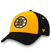 Pet Fanatics  Defender Stretch Fit NHL Boston Bruins  M/L