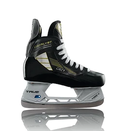 Przetestowano - IJshockeyschaatsen True CATALYST 7 Senior EE (breder been) EUR 44