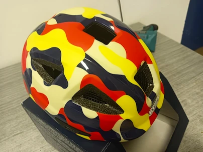 Tweedehands -  Kinderhelm Abus  Anuky 2.0 Color Wave  S